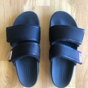 Hunter slide on sandals NWOT